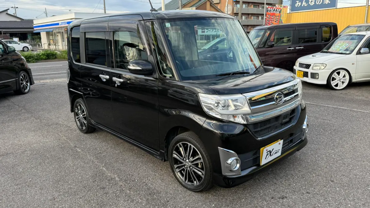 人気色のブラック！